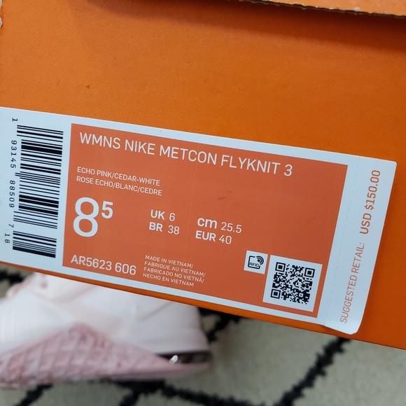Nike Women's Metcon Flyknit 3 - Picture 6 of 6